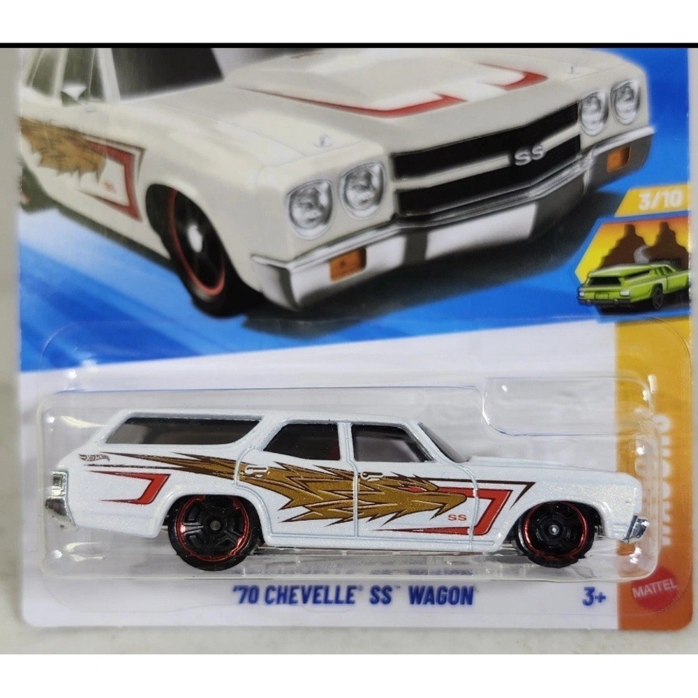 2026 Hot Wheels, '70 Chevelle SS Wagon White, Gold Flames Red Pinstripes USA